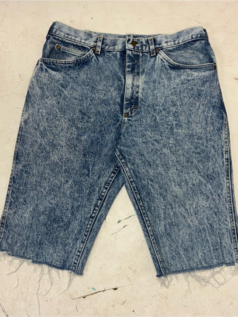 Vintage 80s 90s Lee Men's Acid Wash Denim Shorts - Blue Cutoff